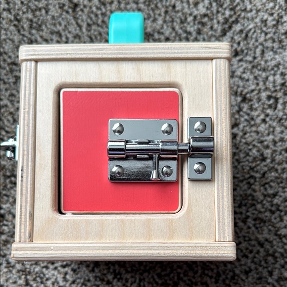 Lovevery Wooden Activity Cube with Handle - Picture 6 of 7